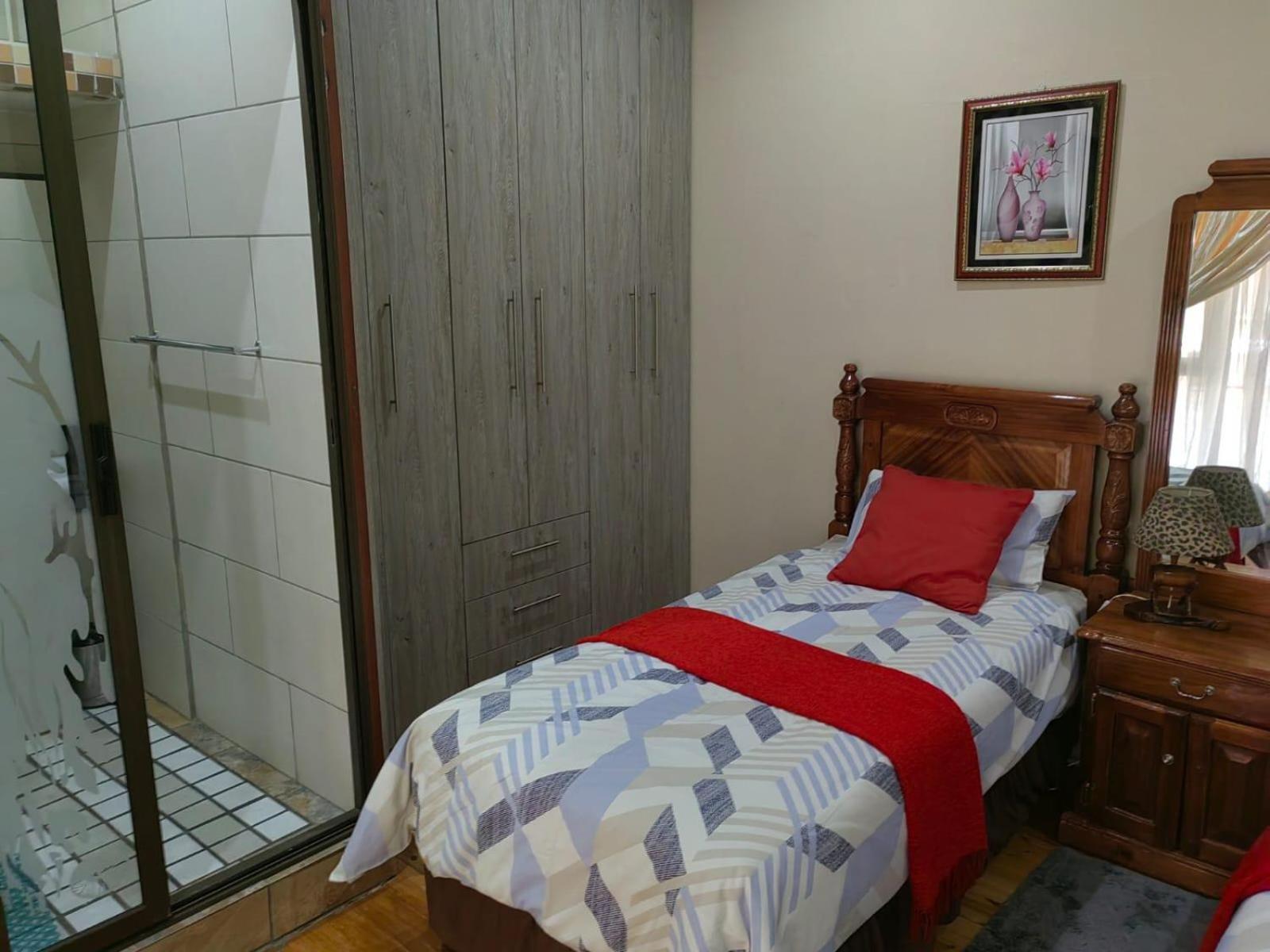 Sibahlenomhlambi Guesthouse Springs  Luaran gambar